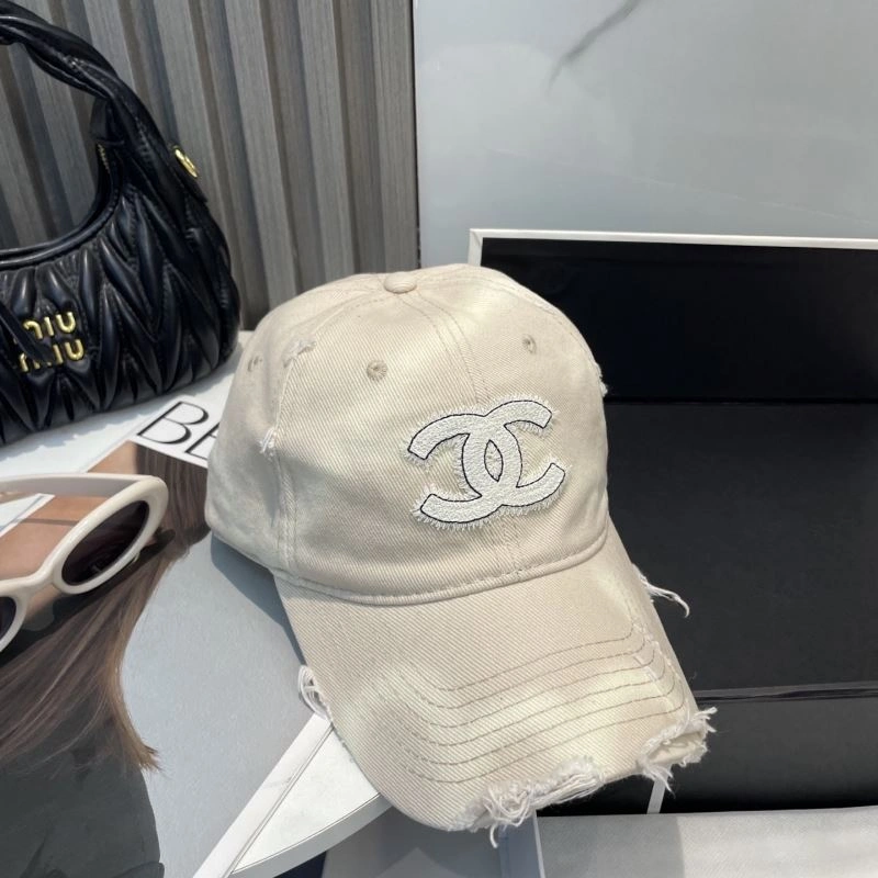 Chanel Caps Trendy 259581