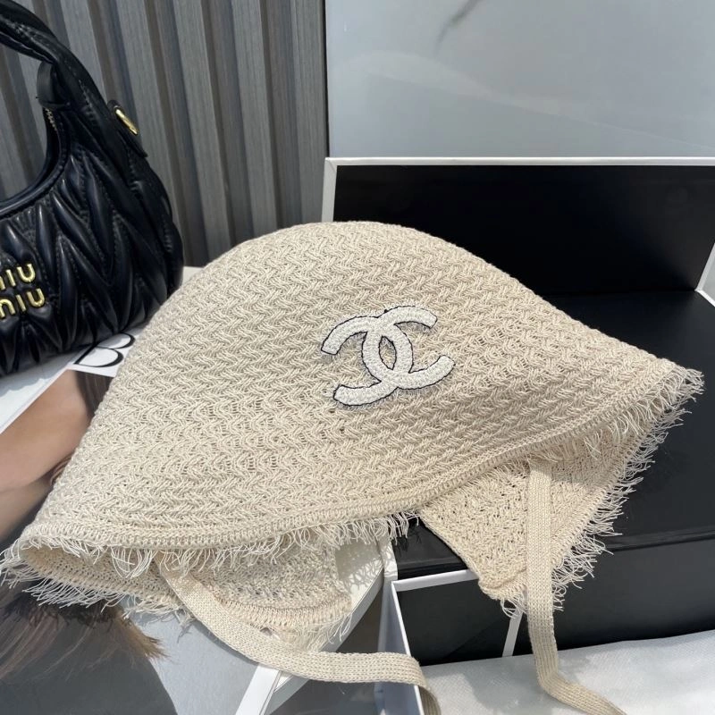 Chanel Caps Trendsetting 259542