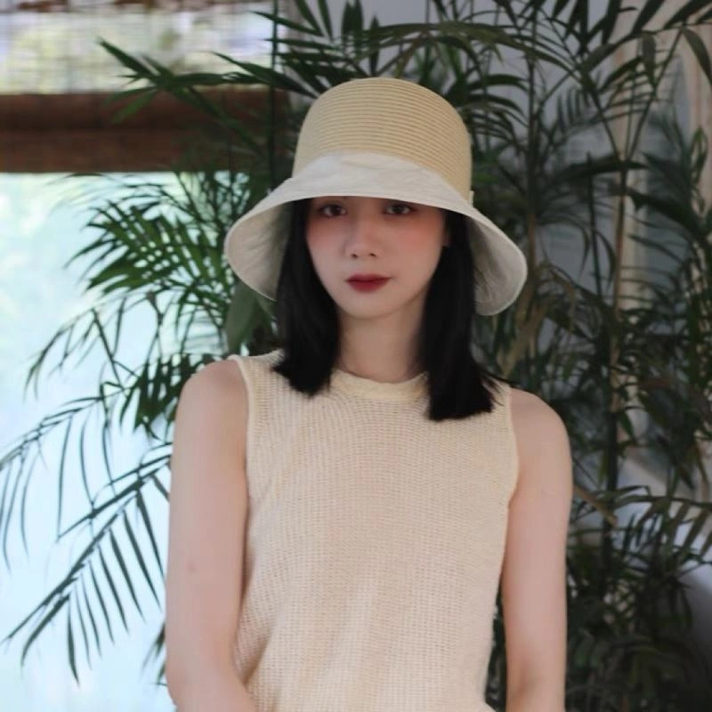 Chanel Caps Stylish 262444
