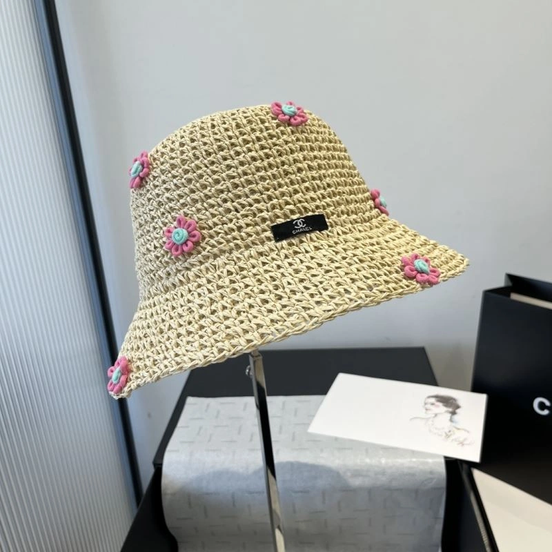 Chanel Caps EyeCatching 262409