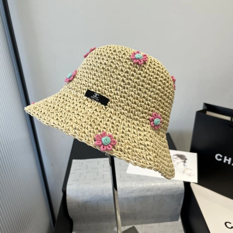 Chanel Caps EyeCatching 262409