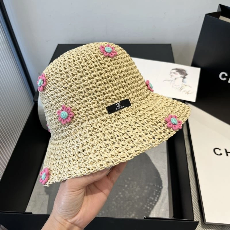 Chanel Caps EyeCatching 262409