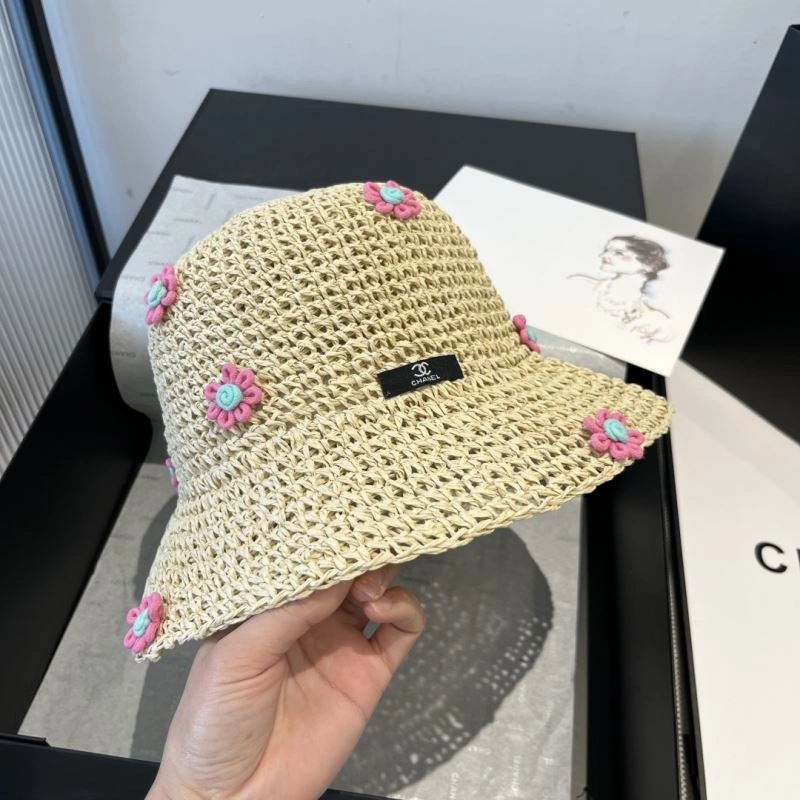 Chanel Caps EyeCatching 262409