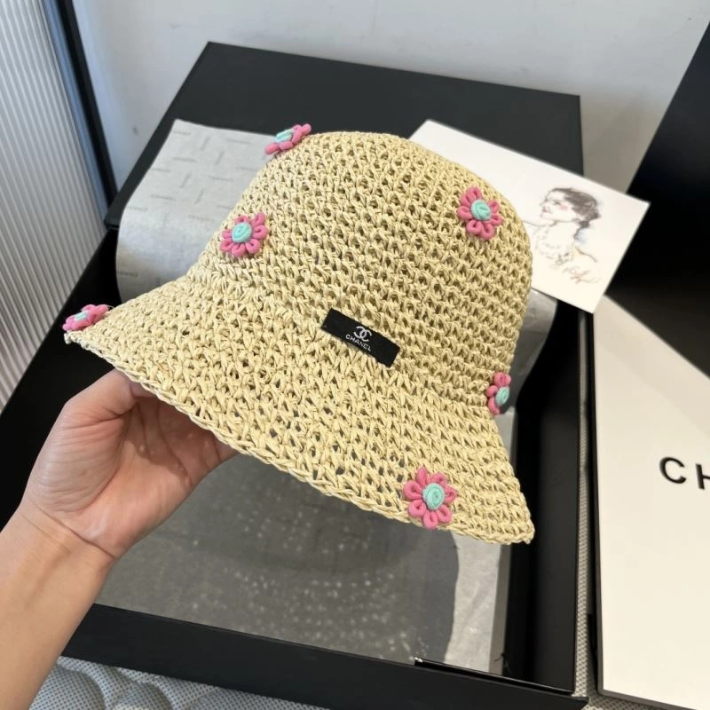 Chanel Caps EyeCatching 262409
