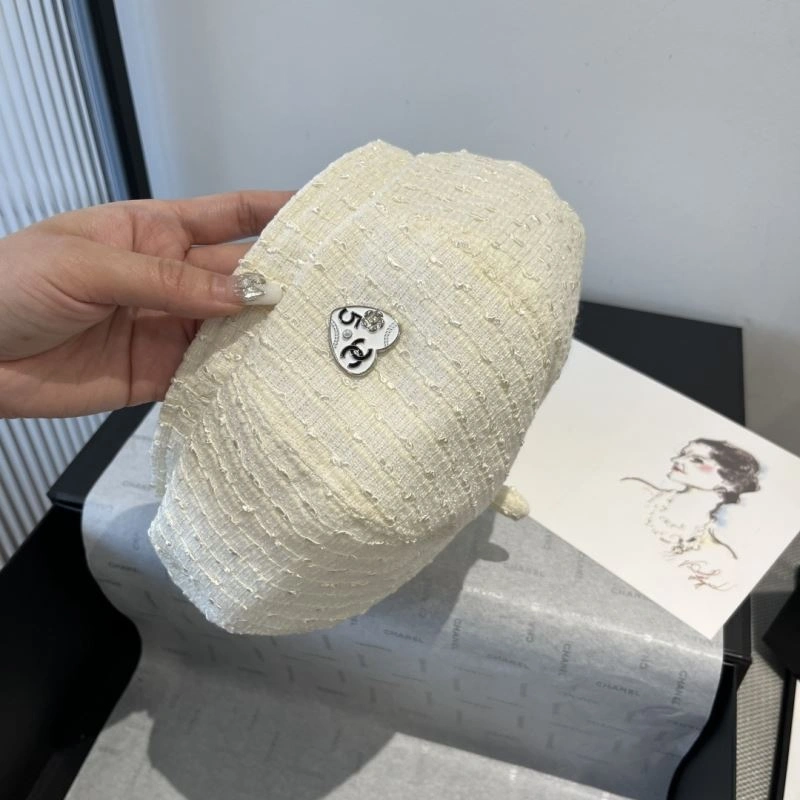 Sporty Chanel Caps 262411