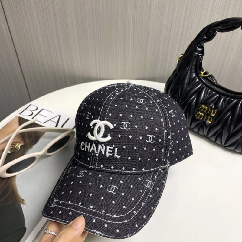 Sporty Chanel Caps 262422