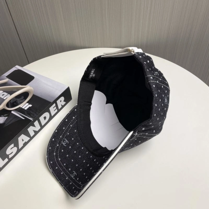 Sporty Chanel Caps 262422