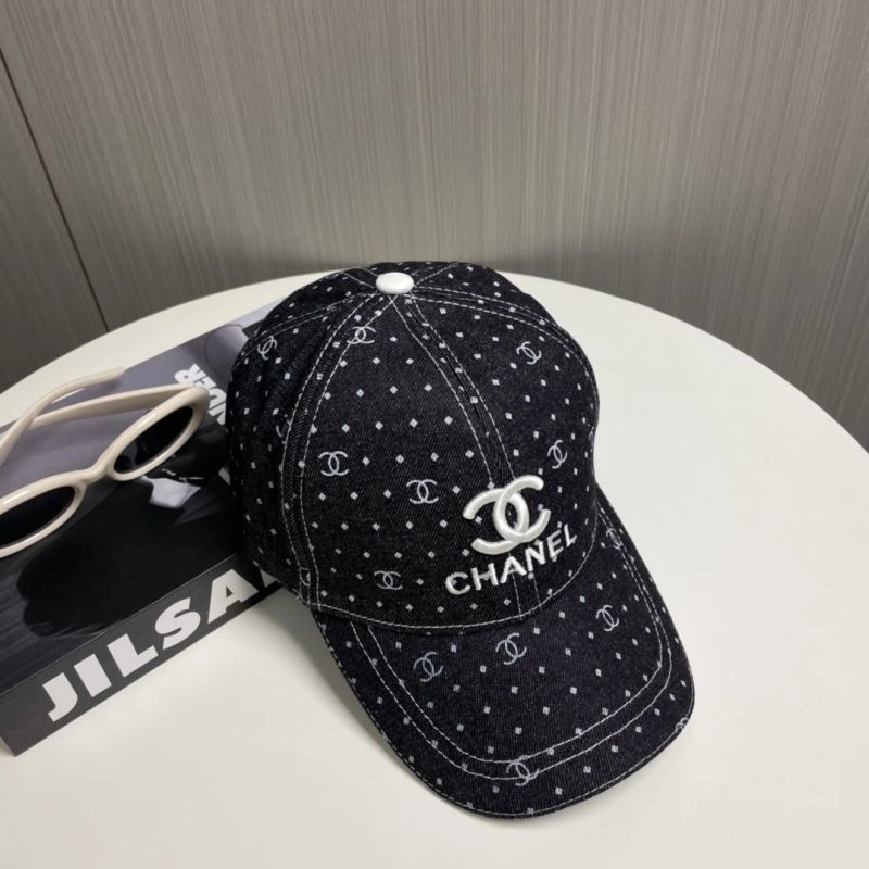 Sporty Chanel Caps 262422