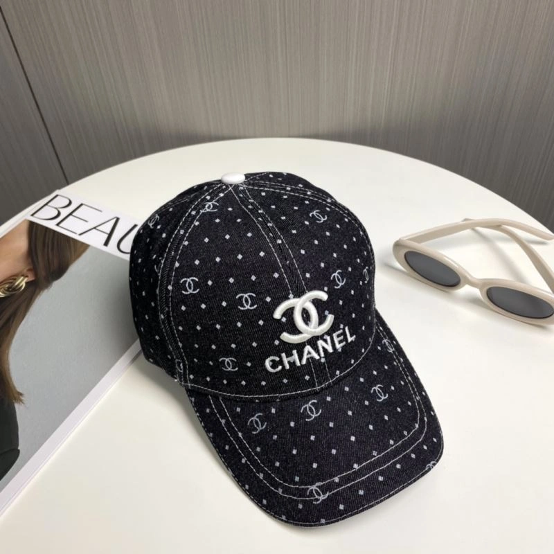 Sporty Chanel Caps 262422