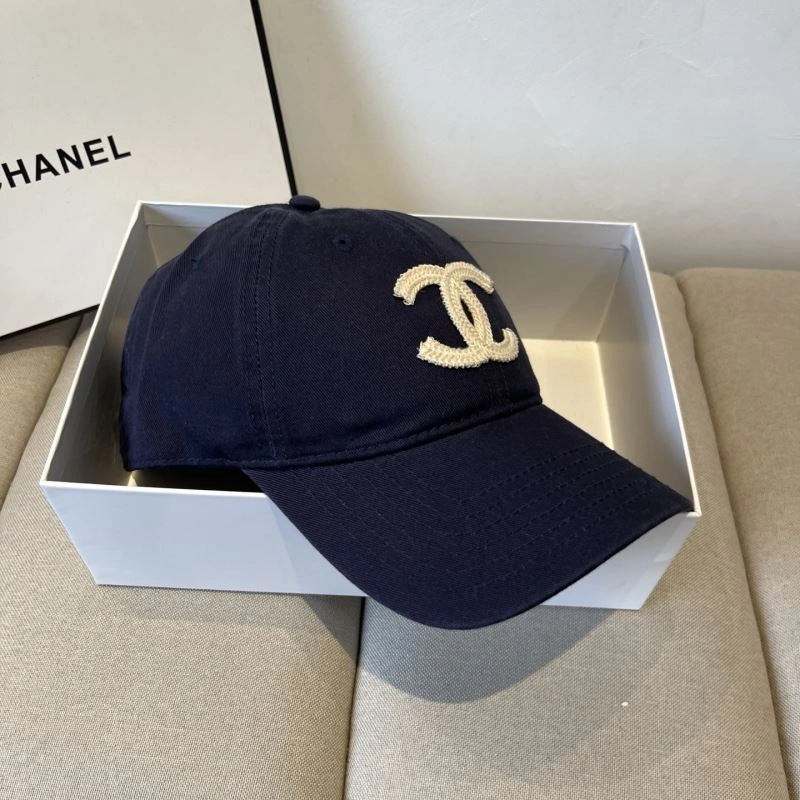Sporty Chanel Caps 262379