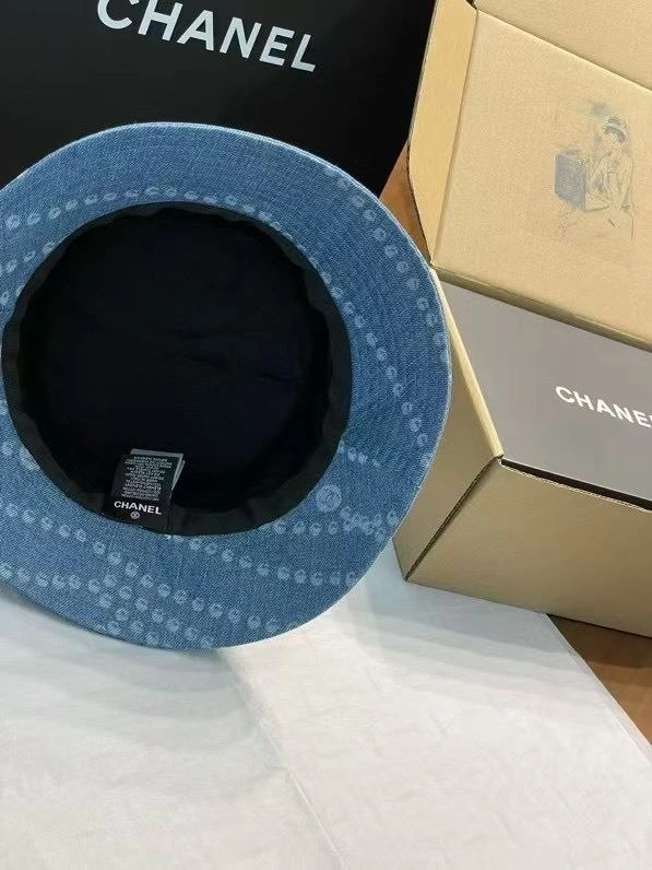 RelaxedFit Chanel Caps 262384