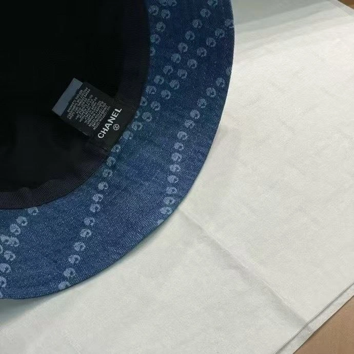 RelaxedFit Chanel Caps 262384