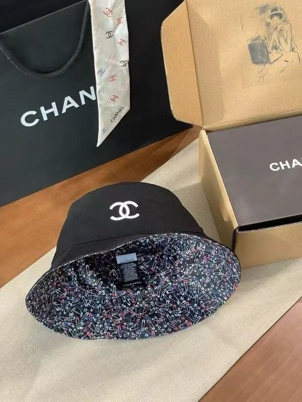 SmoothTexture Chanel Caps 262394