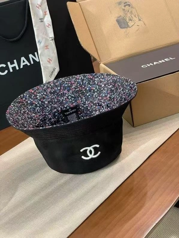SmoothTexture Chanel Caps 262394