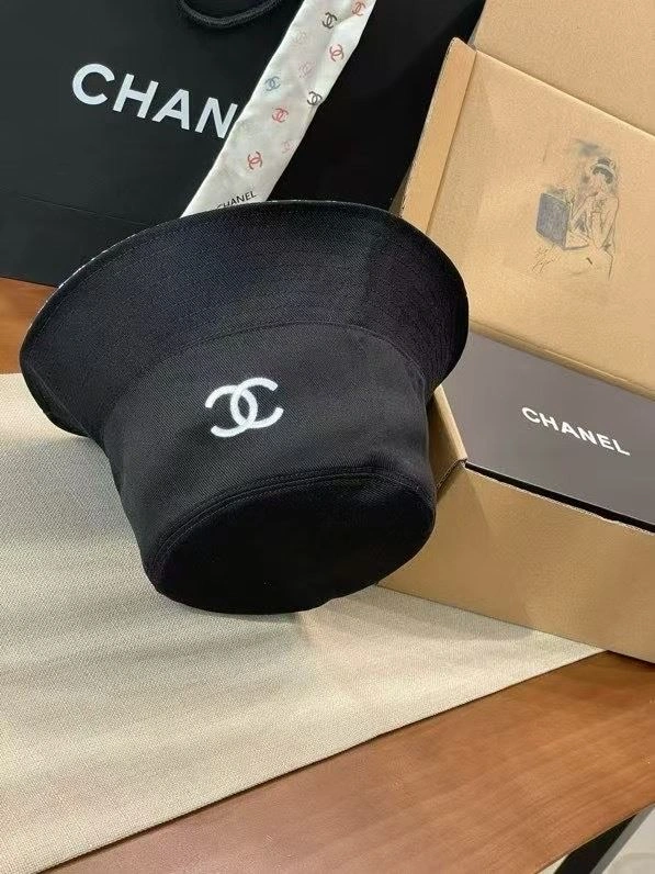 SmoothTexture Chanel Caps 262394