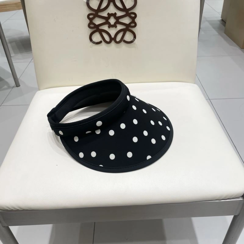 Comfortable Chanel Caps 262377