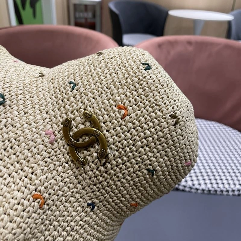 Snug Chanel Caps 262363