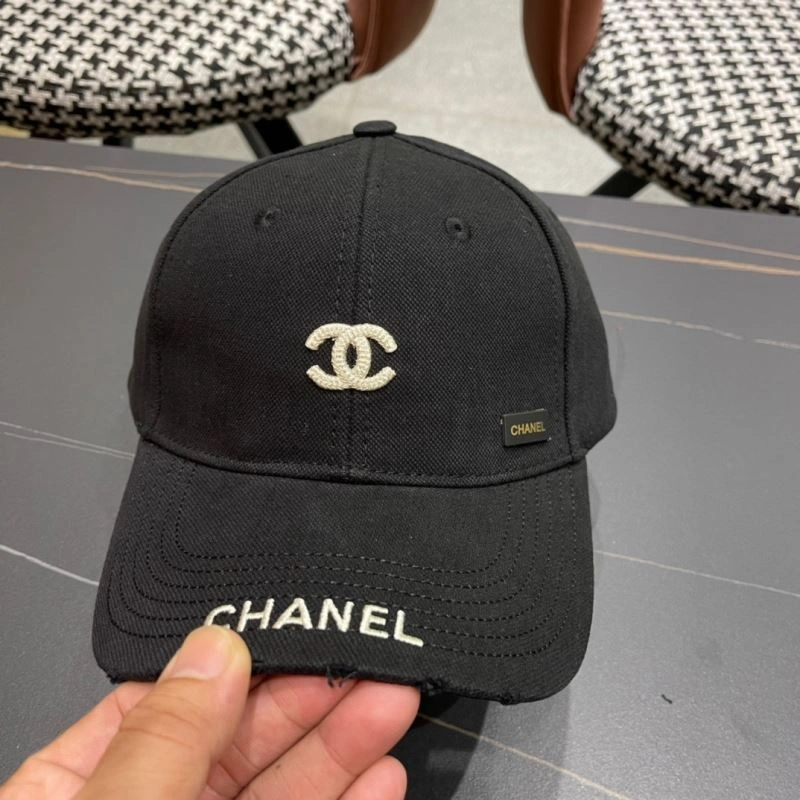 FreshLook Chanel Caps 262360