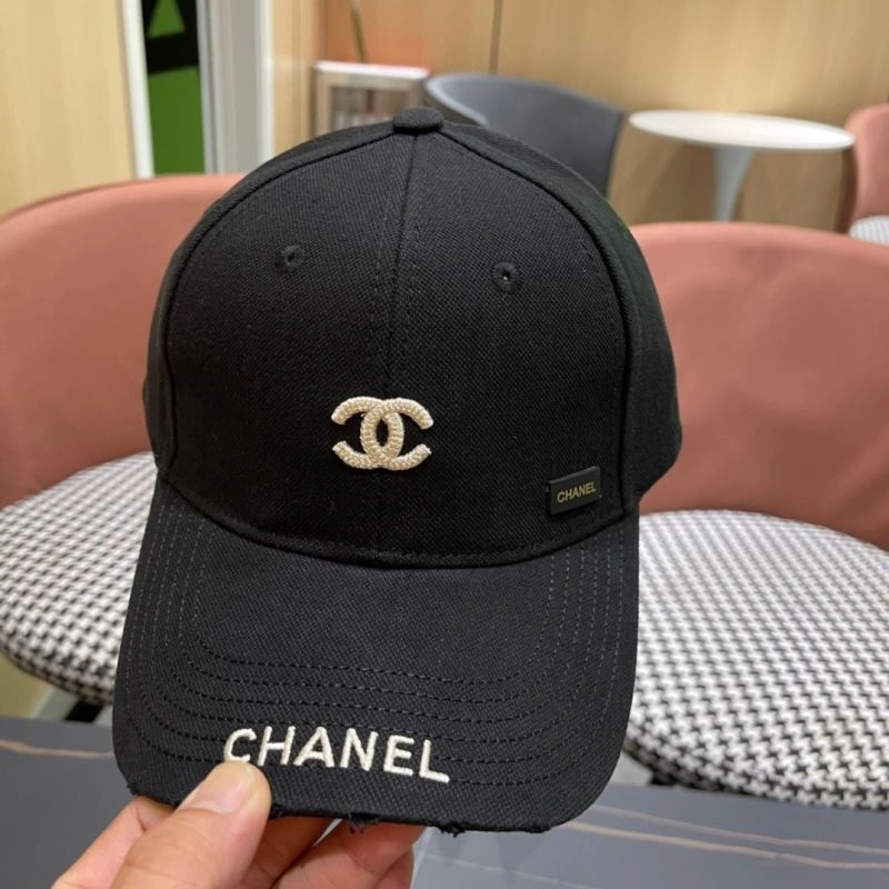 FreshLook Chanel Caps 262360