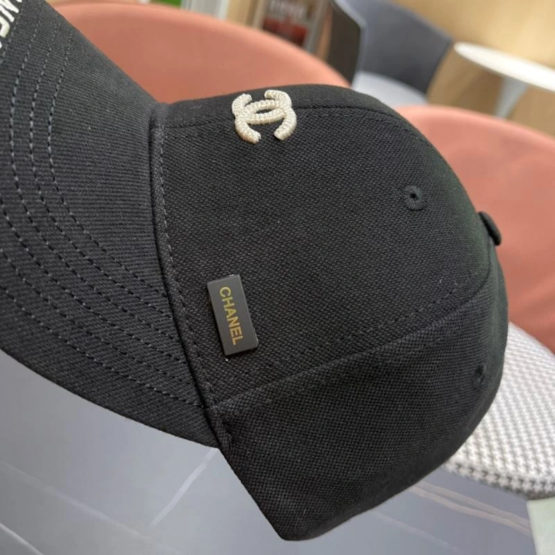 FreshLook Chanel Caps 262360
