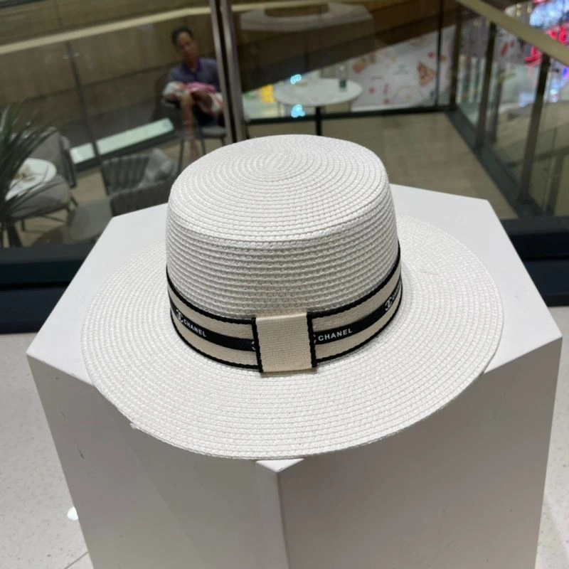 Bold Chanel Caps 262348