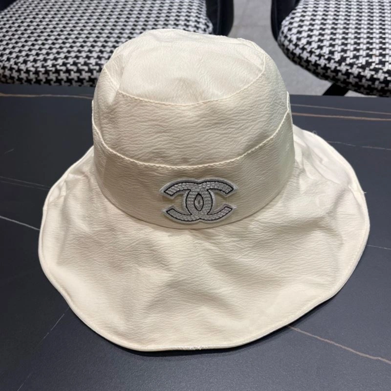 Casual Chanel Caps 262337