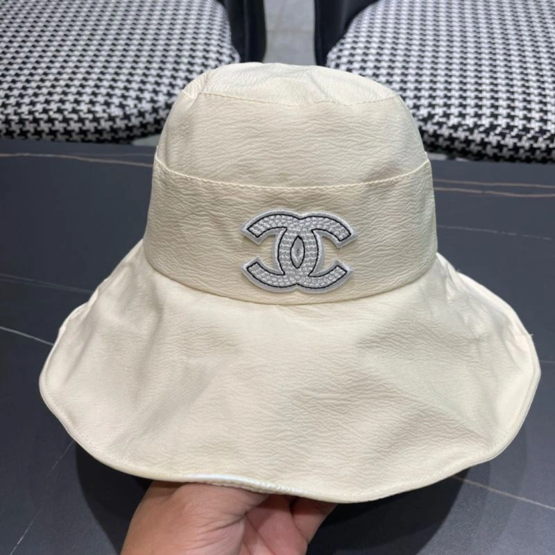 Casual Chanel Caps 262337