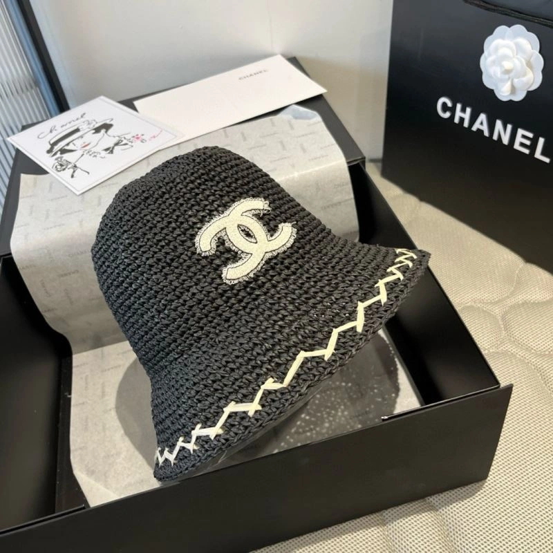 Chanel Caps Sleek 262336