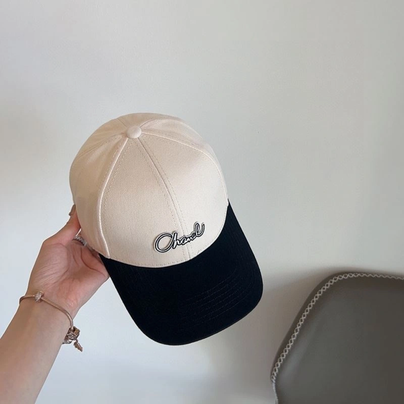 FreshLook Chanel Caps 262323