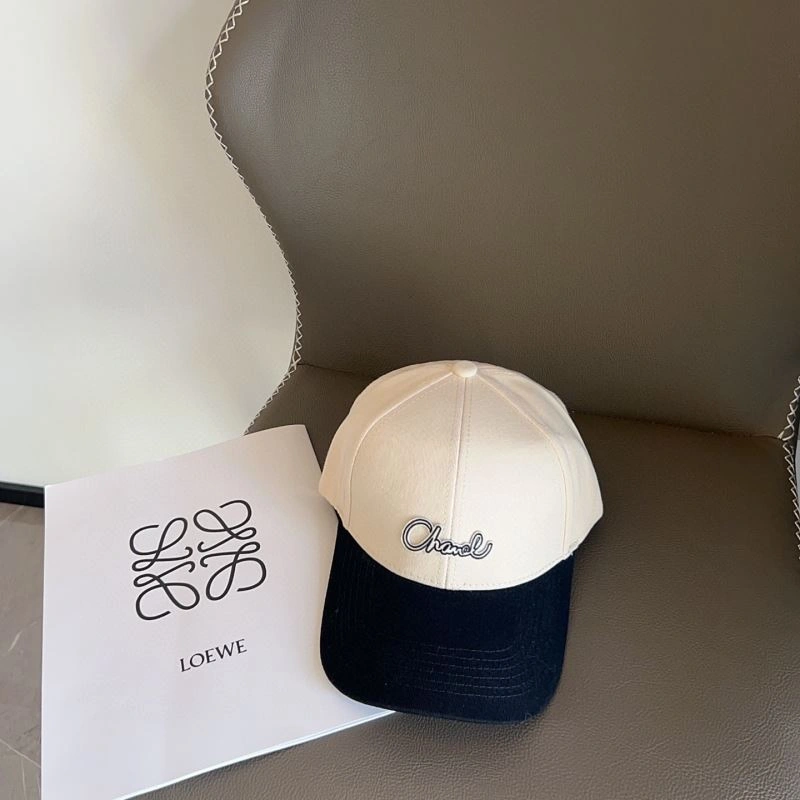 FreshLook Chanel Caps 262323