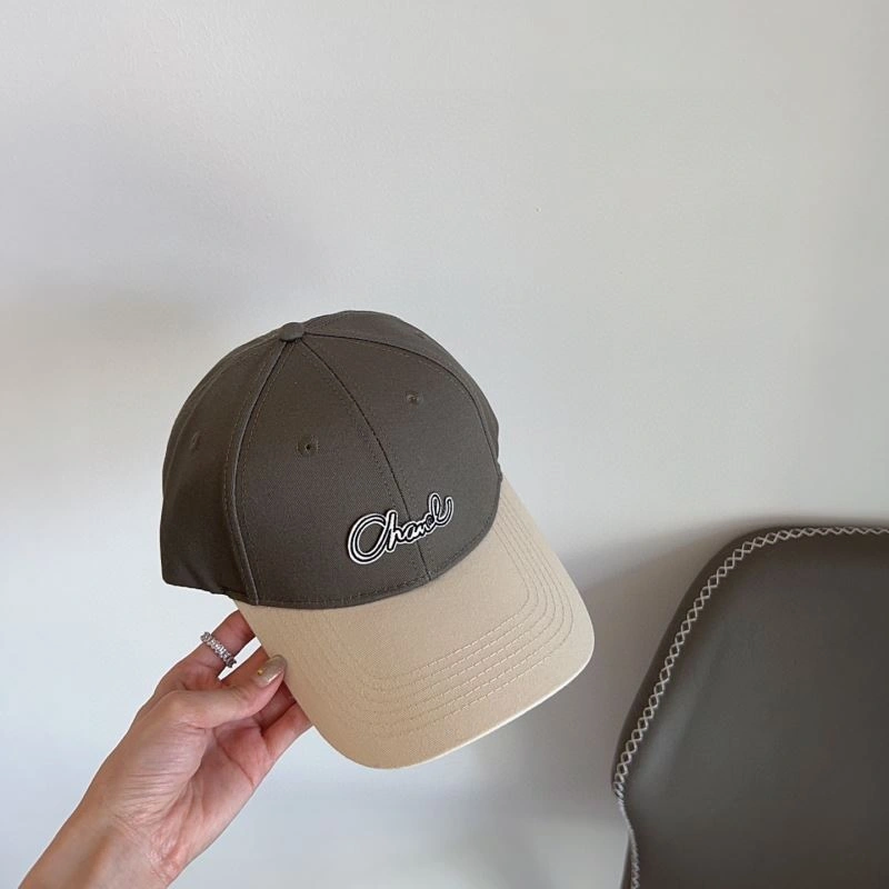 Minimalist Chanel Caps 262329