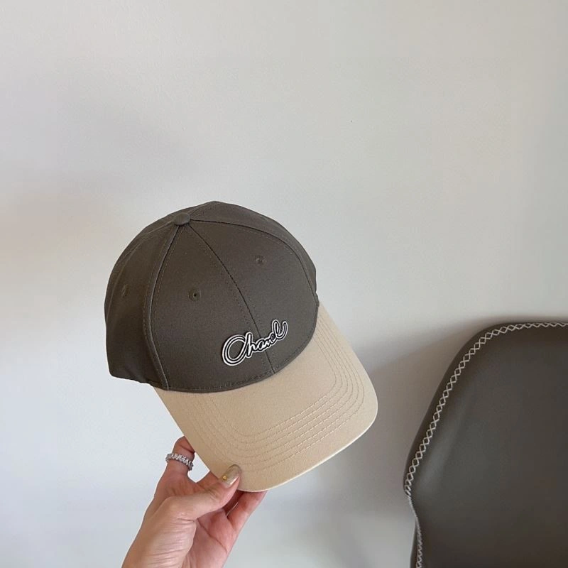 Minimalist Chanel Caps 262329