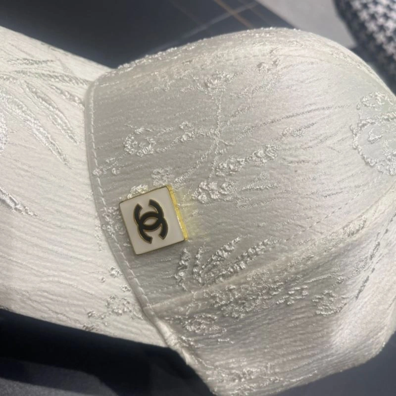 BestValue Chanel Caps 262321