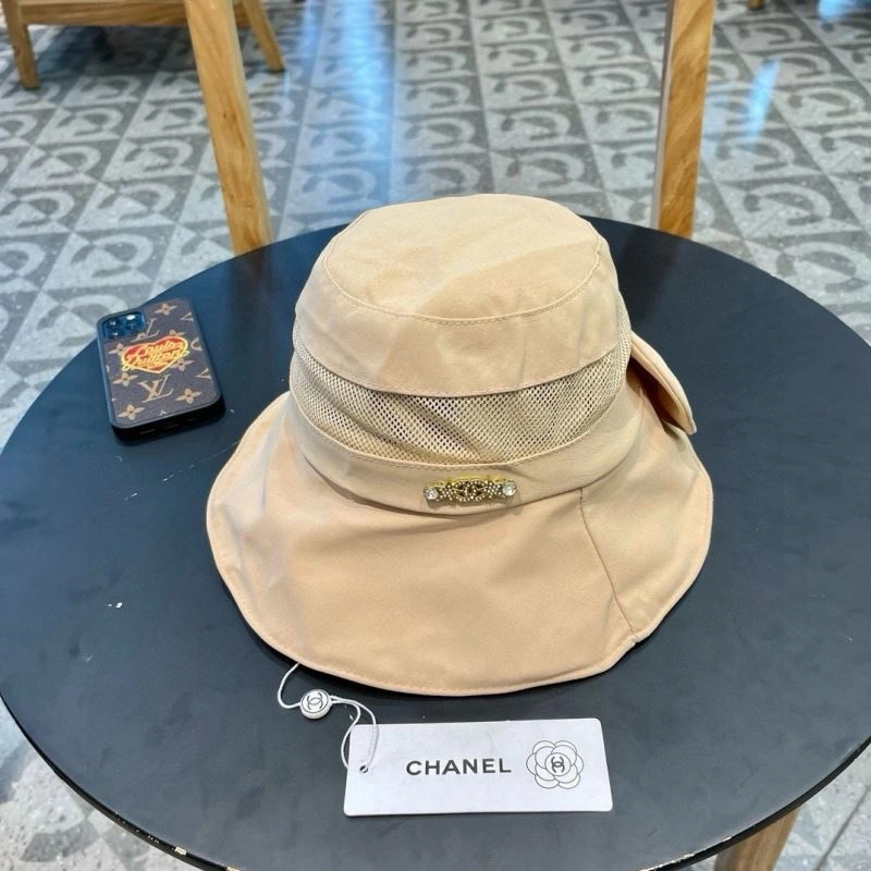 Chanel Caps Snug 262288