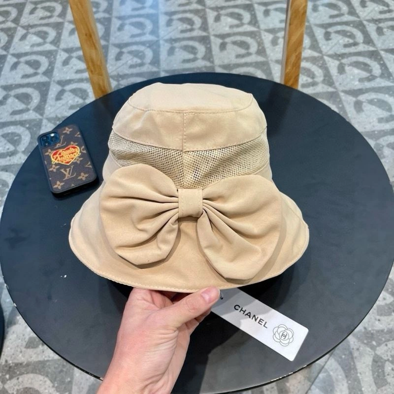 Chanel Caps Snug 262288