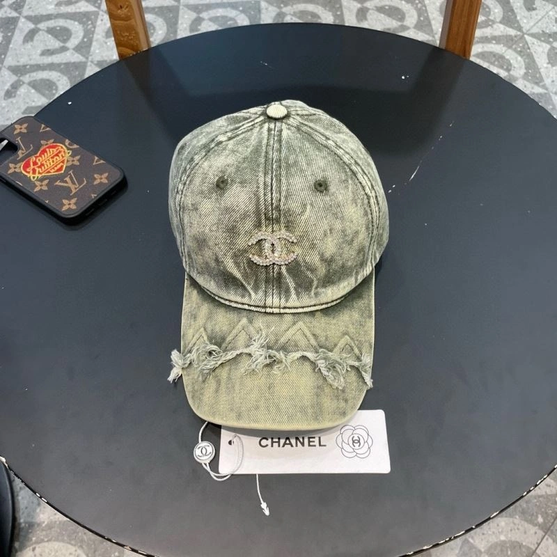 Stylish Chanel Caps 262309