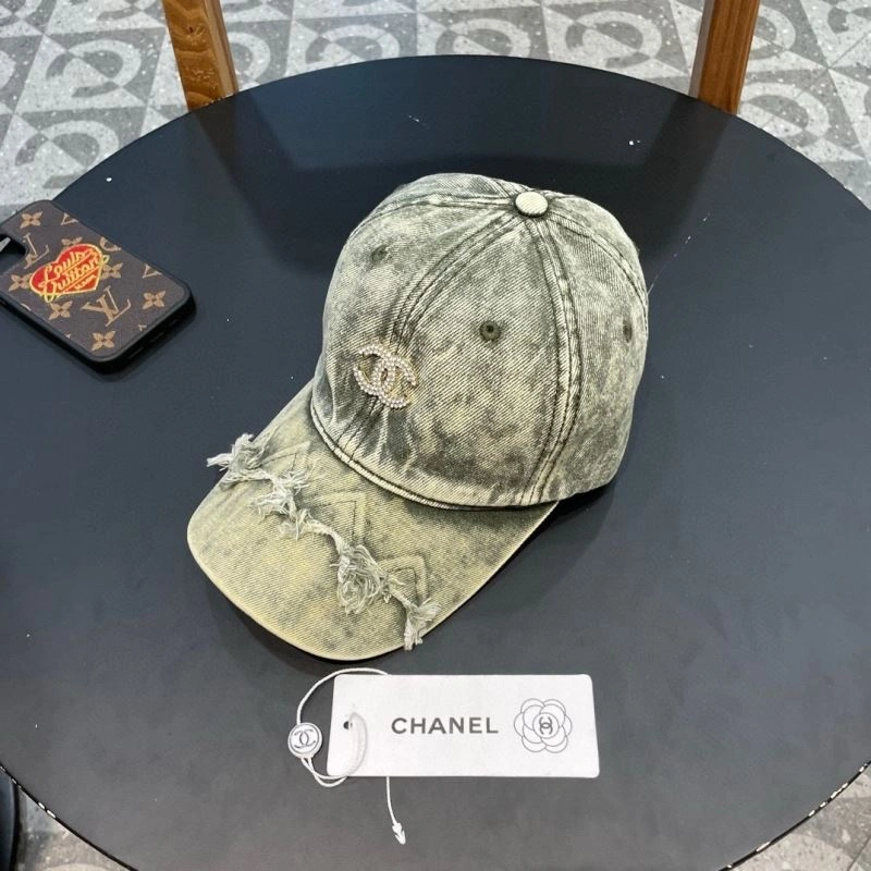 Stylish Chanel Caps 262309