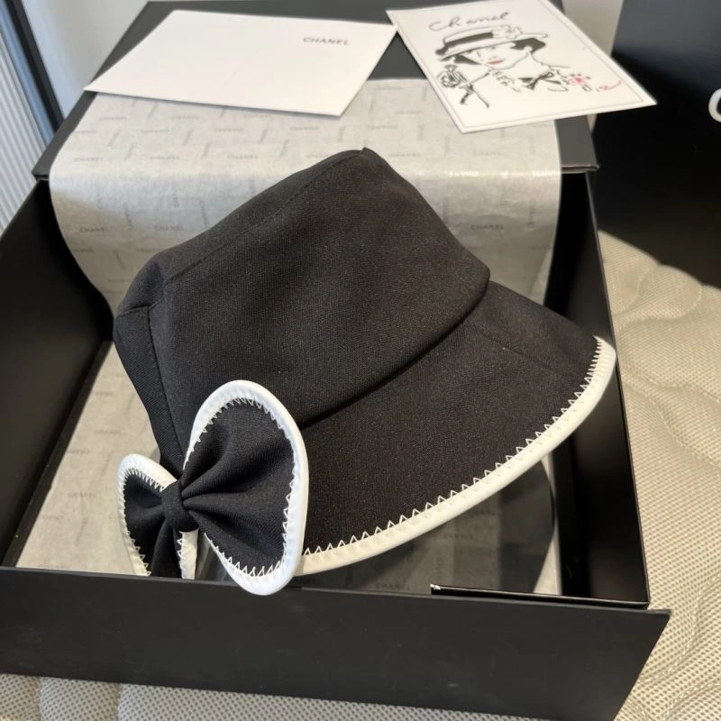 Chanel Caps Chic 262303