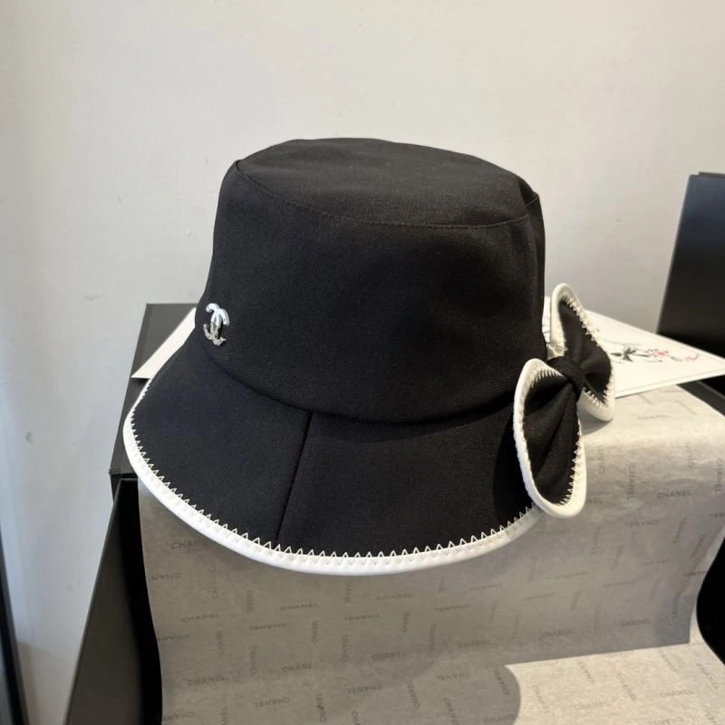 Chanel Caps Chic 262303