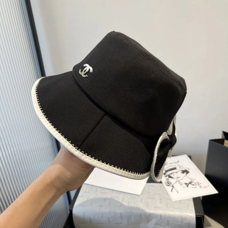 Chanel Caps Chic 262303