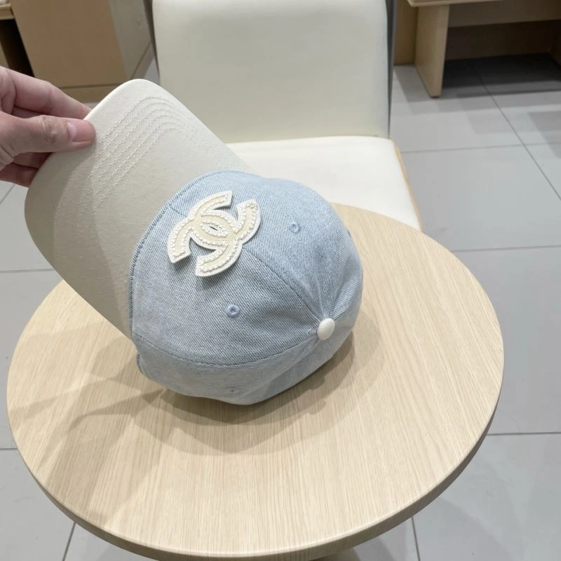Snug Chanel Caps 262292