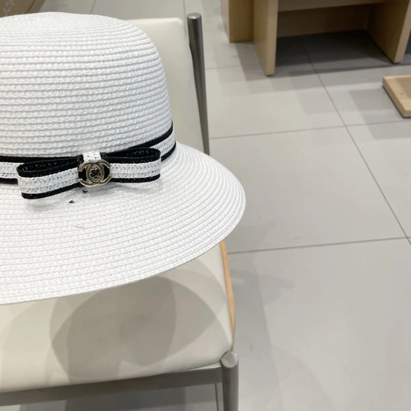 Chanel Caps Refined 262258