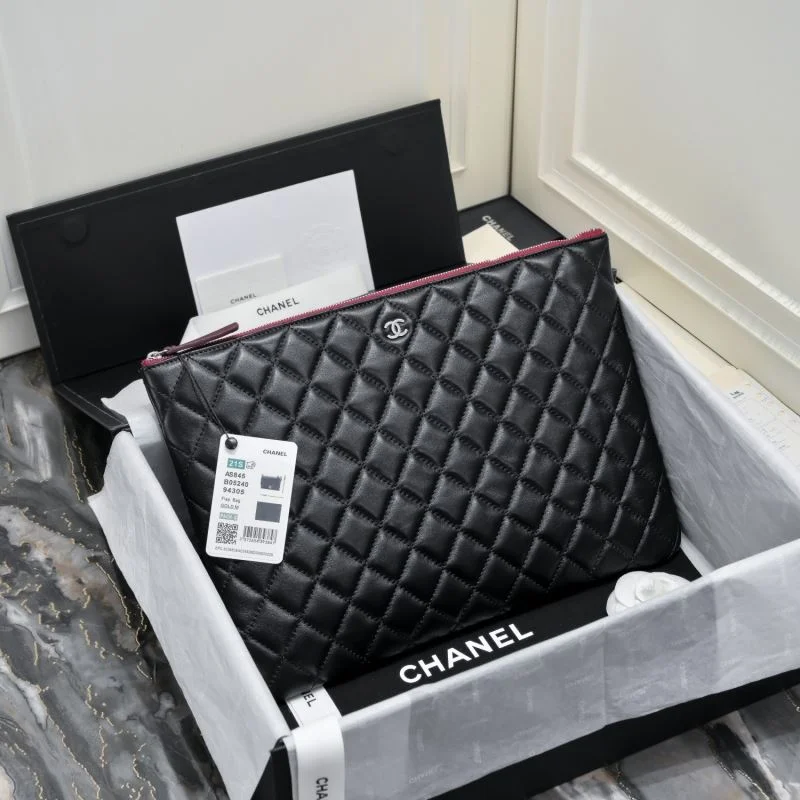 Chanel Clutch Bags Neat 54069