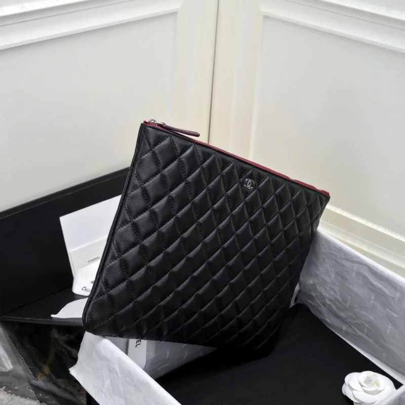 Chanel Clutch Bags Neat 54069