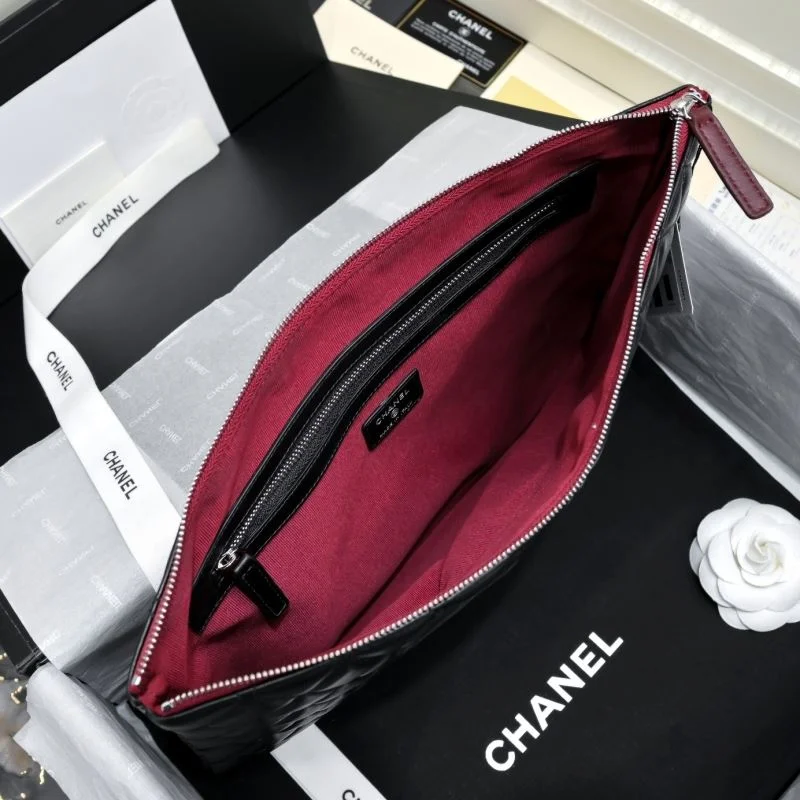 Chanel Clutch Bags Neat 54069