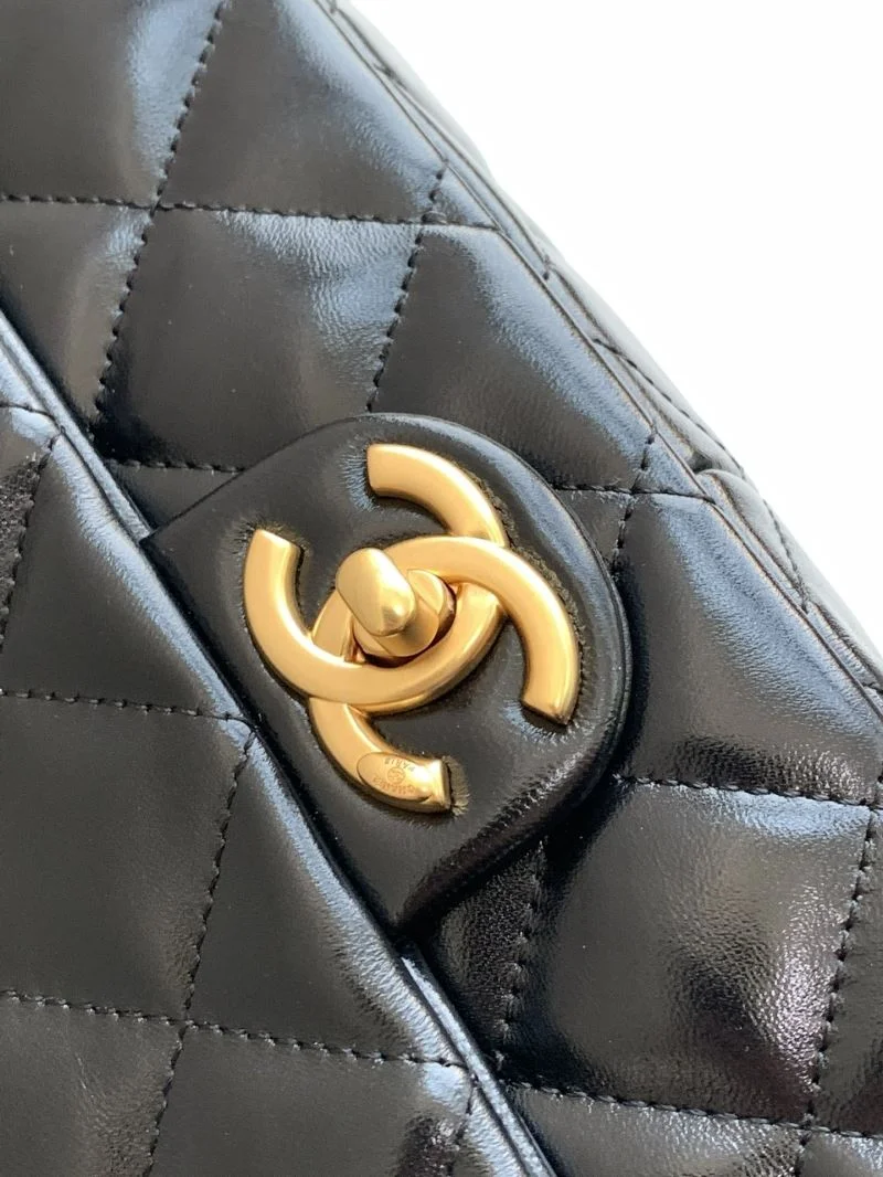 Chic Chanel Clutch Bags 53421