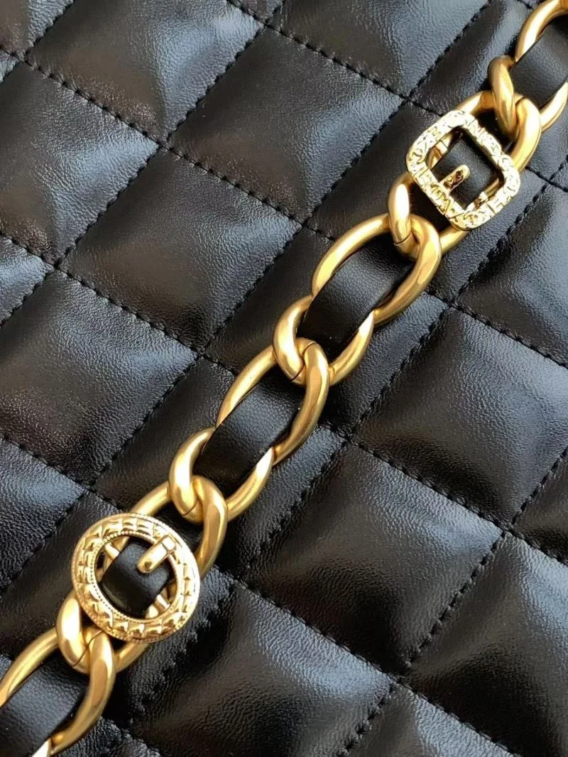 Chic Chanel Clutch Bags 53421