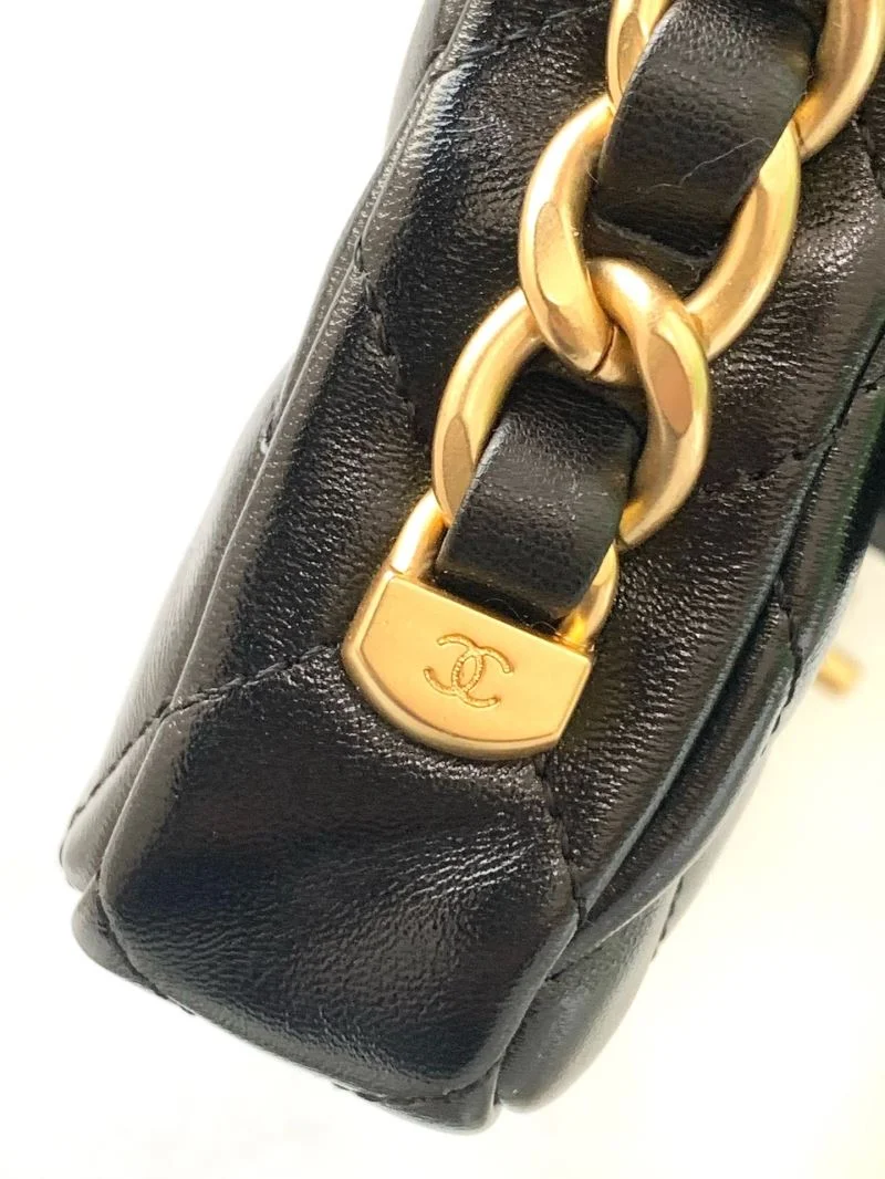 Chic Chanel Clutch Bags 53421