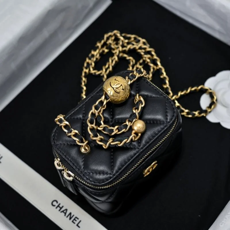 Stretchable Chanel Cosmetic Bags 54063