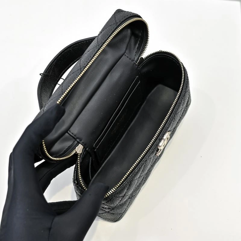 Chanel Cosmetic Bags Soft 89284